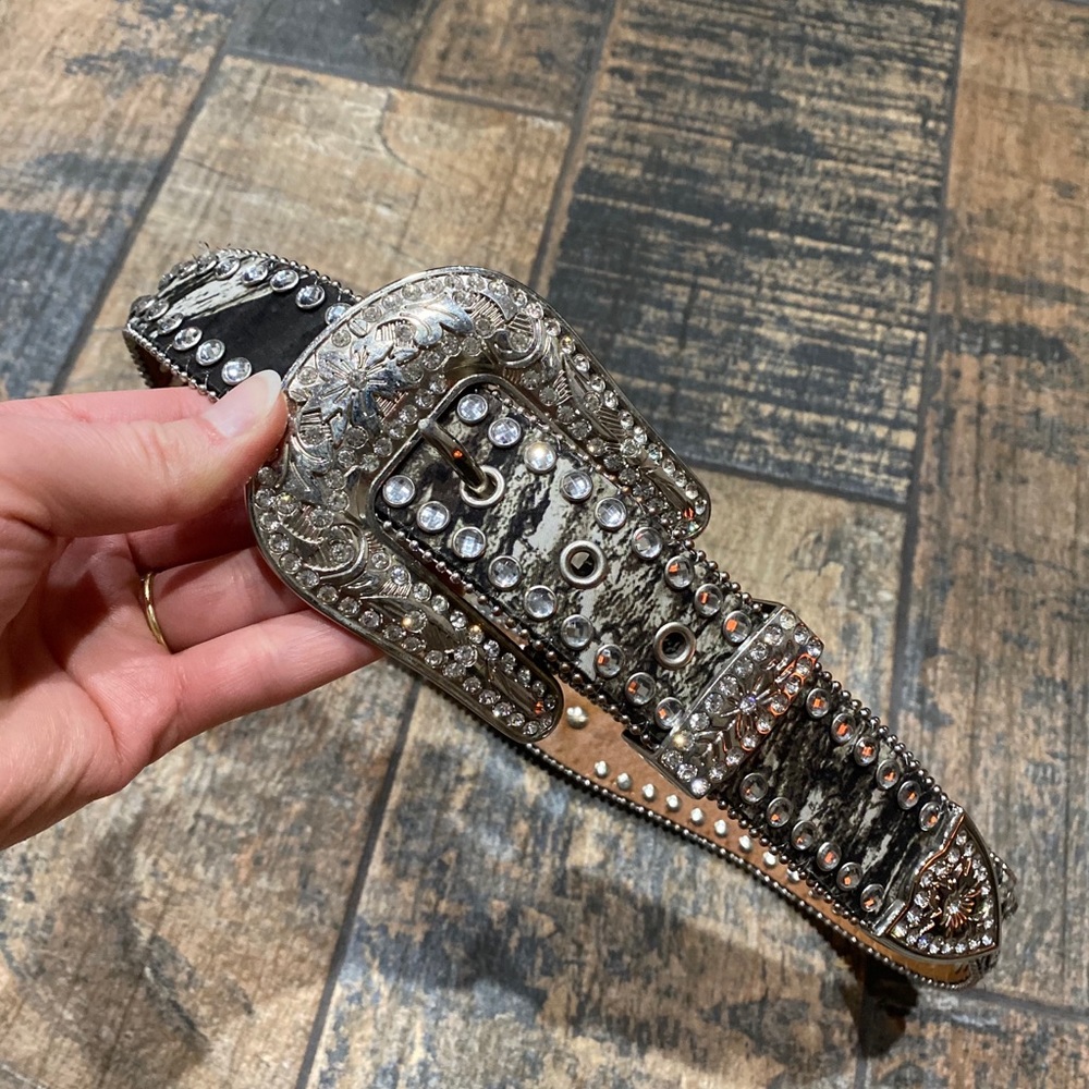 Blingy camo belt